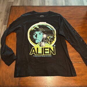 Studiohouse Designs Alien shirt 2XL